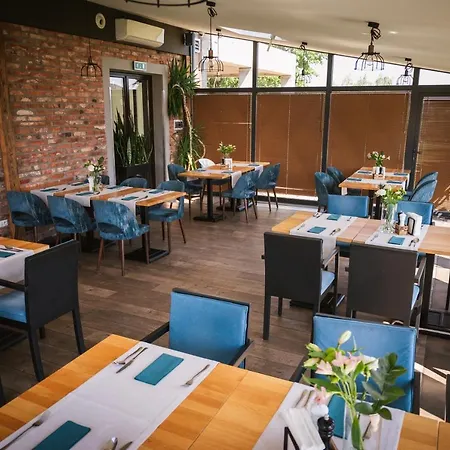 Hotel Szary 3*