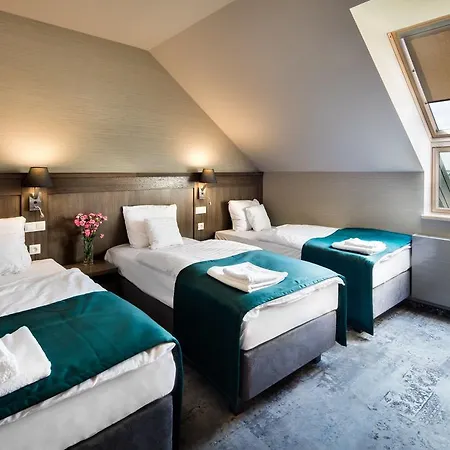 Szary Hotel 3*